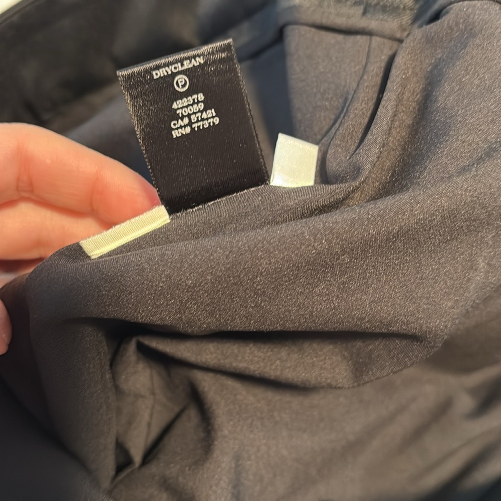EUC Ann Taylor Skirt - 4P - Picture 11 of 13